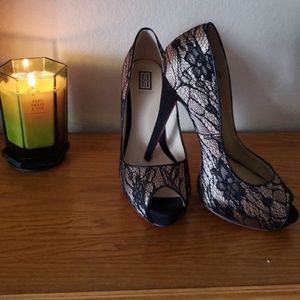 Signature by shoedazzle lace high heels